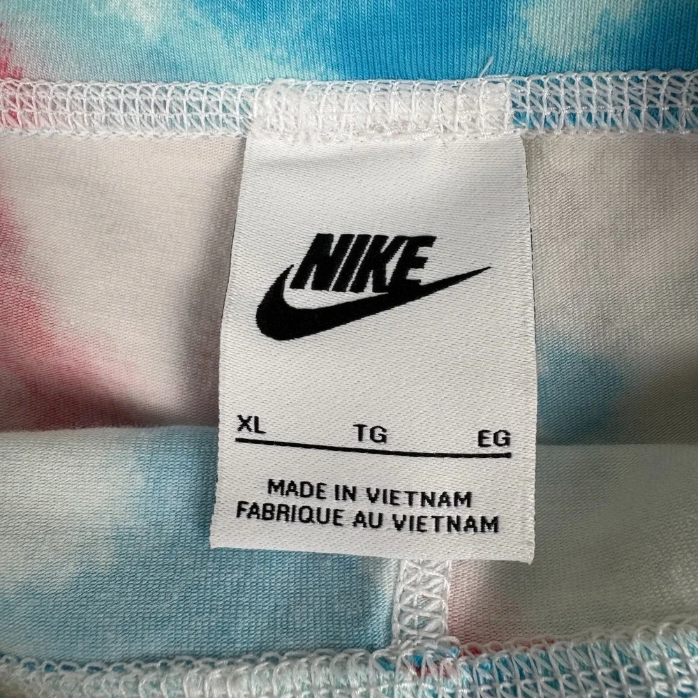 Nike Sportswear Tie Dye Leggings Colorful 27